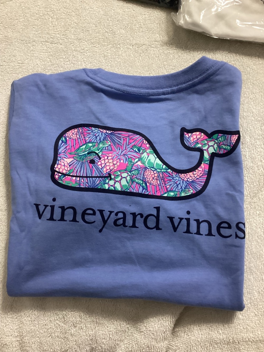 Vineyard Vines Sea Splash Pineapple & Flowers Whale Short Sleeve Tee Boys 6